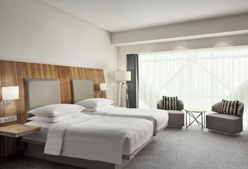 اتاق لوکس, Andaz Capital Gate Abu Dhabi, By Hyatt