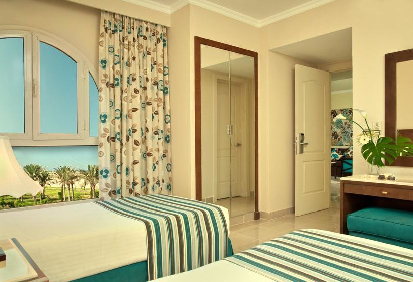 اتاق سه نفره سوپریور با چشم‌انداز باغ, Aurora Bay Resort Marsa Alam