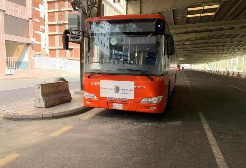 اتاق استاندارد با تخت بزرگ, Bab Al Multazam Concorde