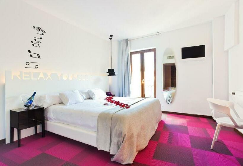 اتاق استاندارد, Casual Ilbira Granada