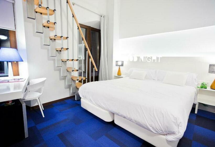 اتاق دوبلکس, Casual Ilbira Granada
