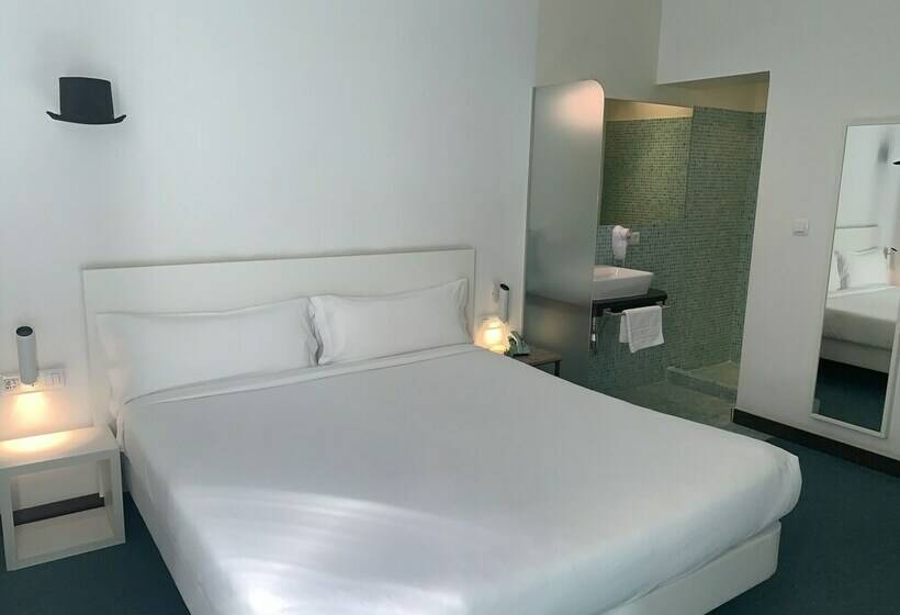 اتاق استاندارد, Casual Ilbira Granada