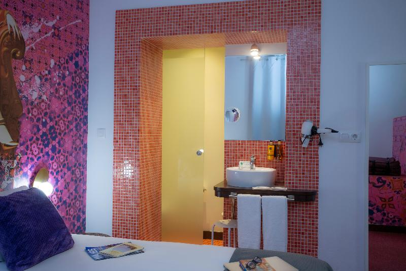 اتاق استاندارد, Casual Ilbira Granada
