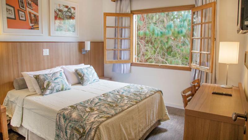 اتاق استاندارد سه نفره, Monreale Resort