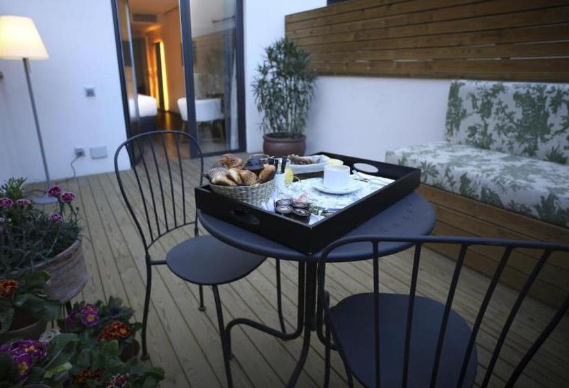 اتاق استاندارد با تراس, Ofelias Hotel 4sup By Bondia Hotel Group