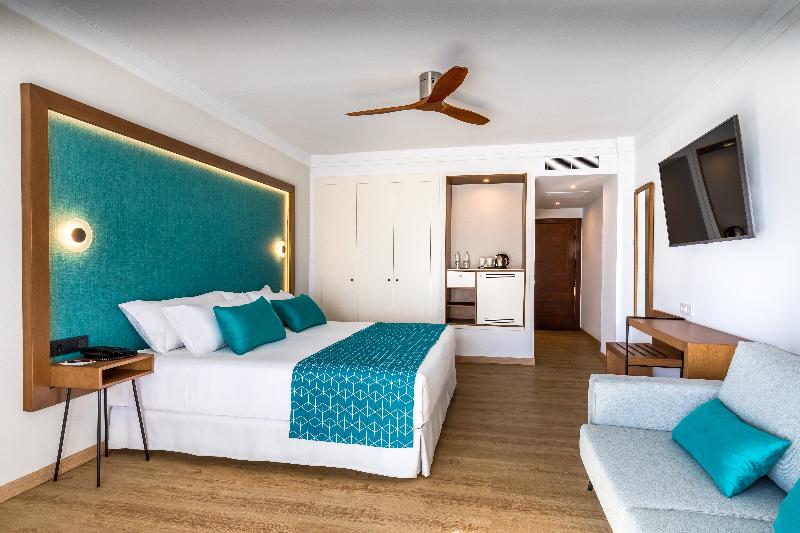 اتاق سوپریور با چشم‌انداز دریا, Palm Royale Resort Soma Bay