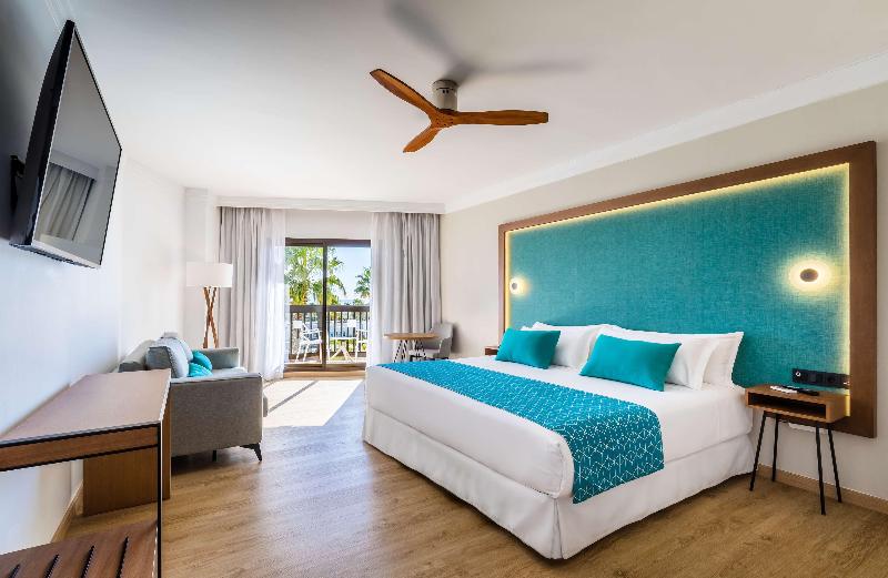 اتاق سوپریور با چشم‌انداز دریا, Palm Royale Resort Soma Bay