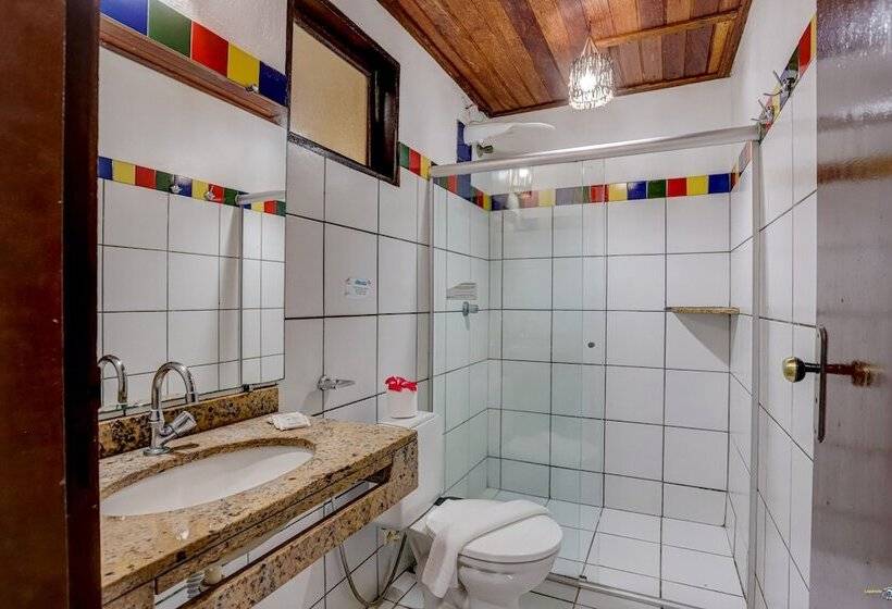 Quarto Triplo Standart, Pousada Villa N'kara