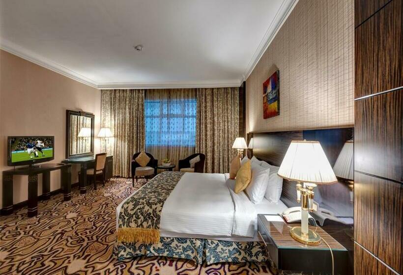 اتاق کلاسیک با تخت دونفره, Sharjah Palace