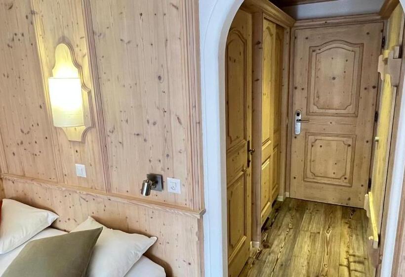 غرفة قياسية, Spannort Family Home With Common Kitchen And Self Check In