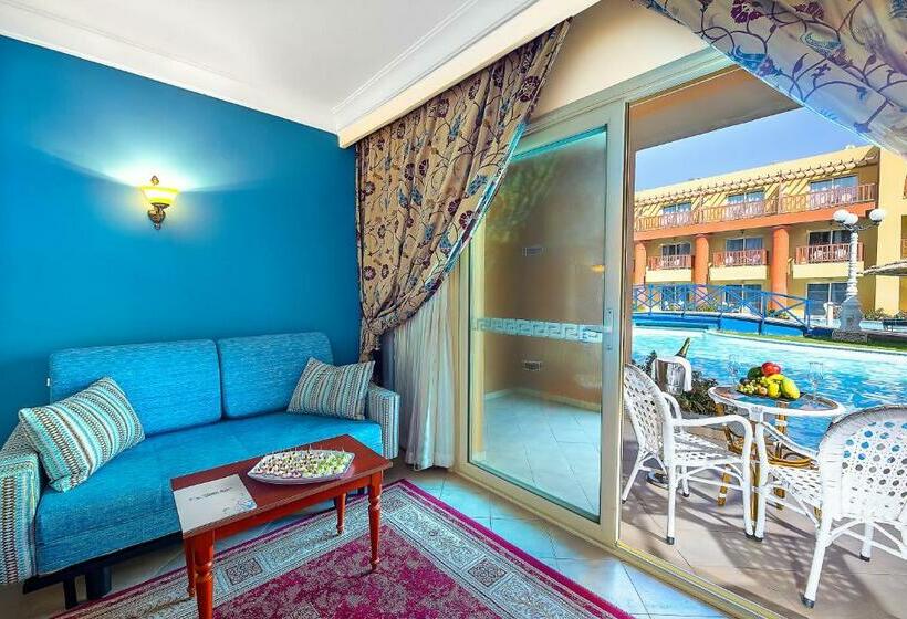 اتاق استاندارد, Titanic Palace Families And Couples Only