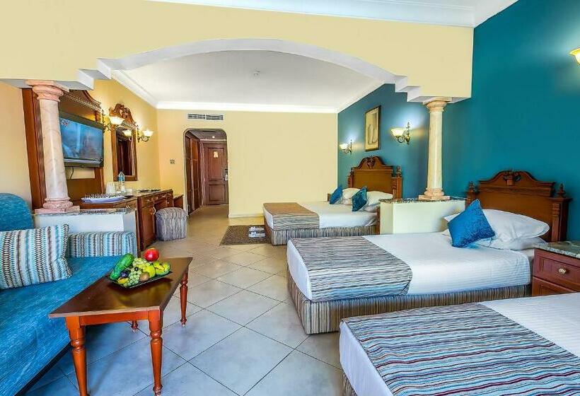 اتاق ساده سه‌ نفره, Titanic Palace Families And Couples Only