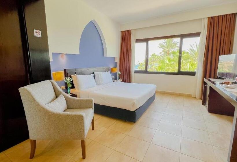اتاق سوپریور با چشم‌انداز دریا, Sharm Club Beach Resort
