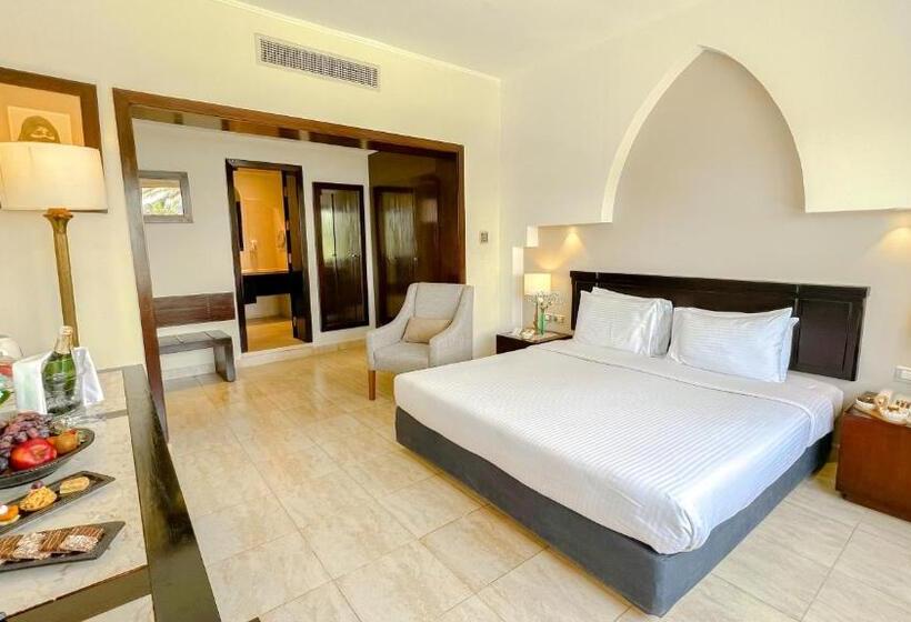 اتاق لوکس با چشم‌انداز دریا, Sharm Club Beach Resort