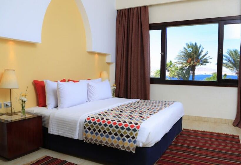 اتاق سوپریور با چشم‌انداز دریا, Sharm Club Beach Resort
