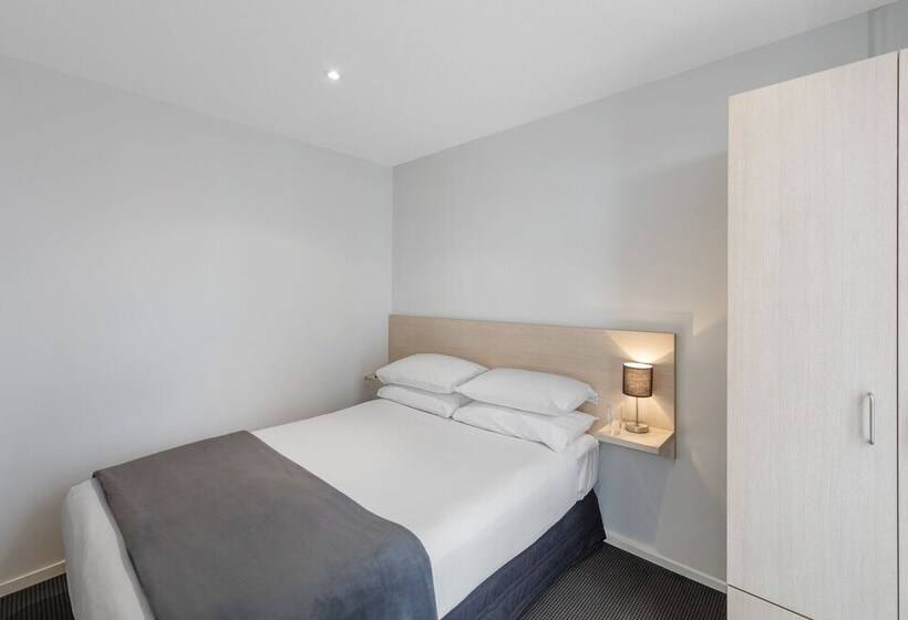 استودیوی استاندارد, Tetra Serviced Apartments By Castle