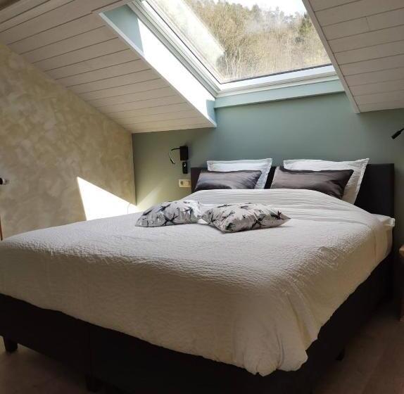 سوییت جونیور, B&b Le Nid Doux