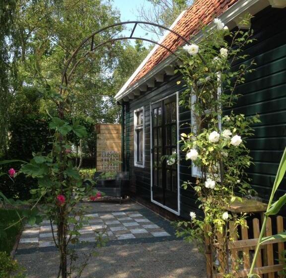 خانه 2 خوابه, B&b Saense Huisje