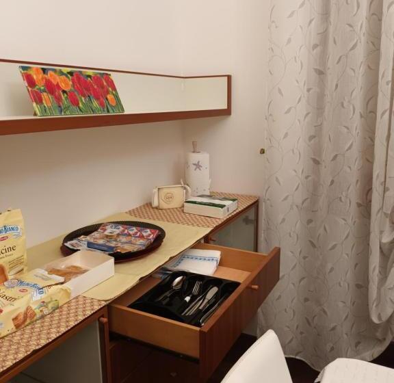 سوییت لوکس, Villa Magnolia Garda Lake