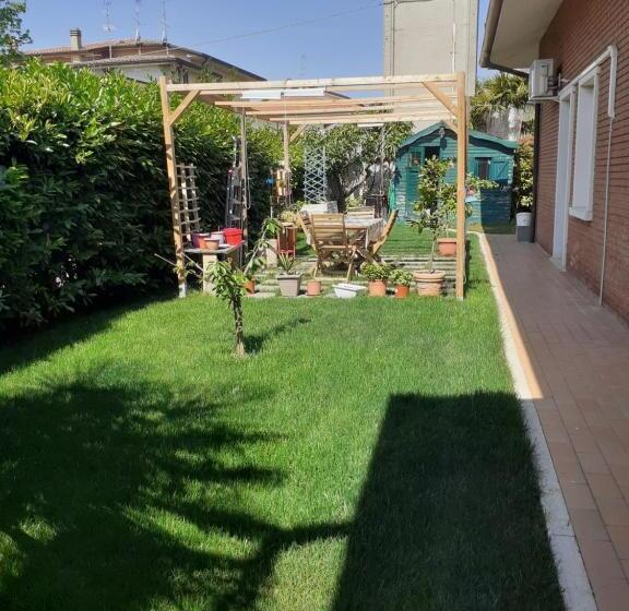 استودیوی سوپریور, Villa Magnolia Garda Lake