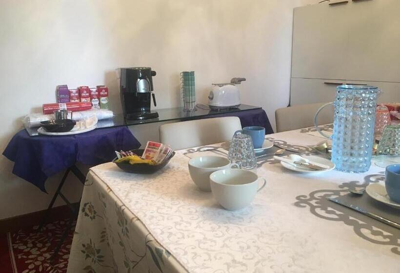 اتاق لوکس, Villa Magnolia Garda Lake