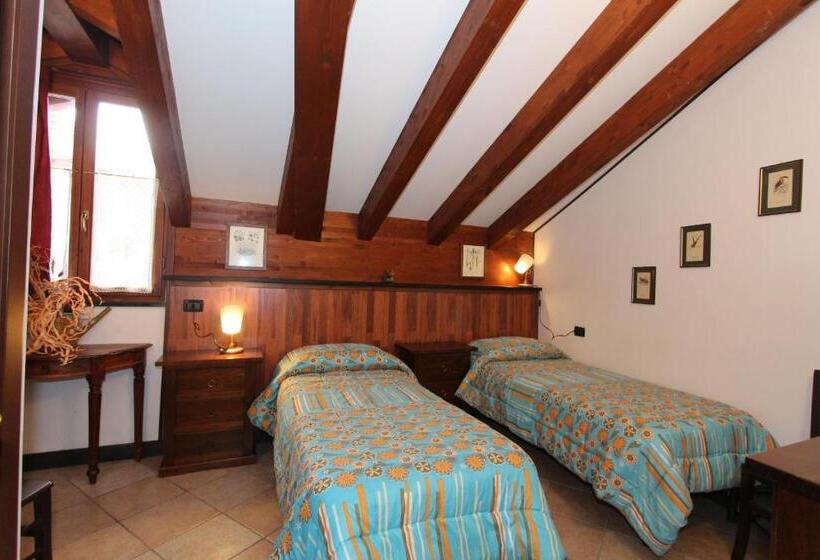 اتاق استاندارد با تخت بزرگ, Albergo Santo Spirito
