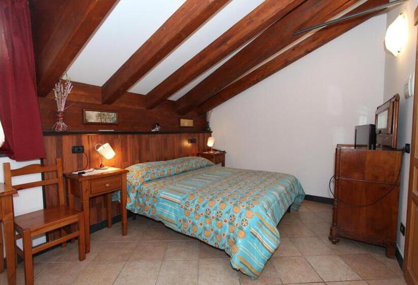 اتاق استاندارد با تخت بزرگ, Albergo Santo Spirito