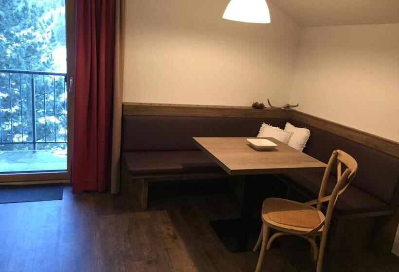آپارتمان 1 خوابه, Nonas B&b