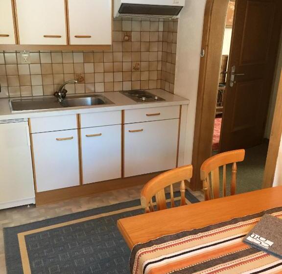 آپارتمان 2 خوابه, Nonas B&b