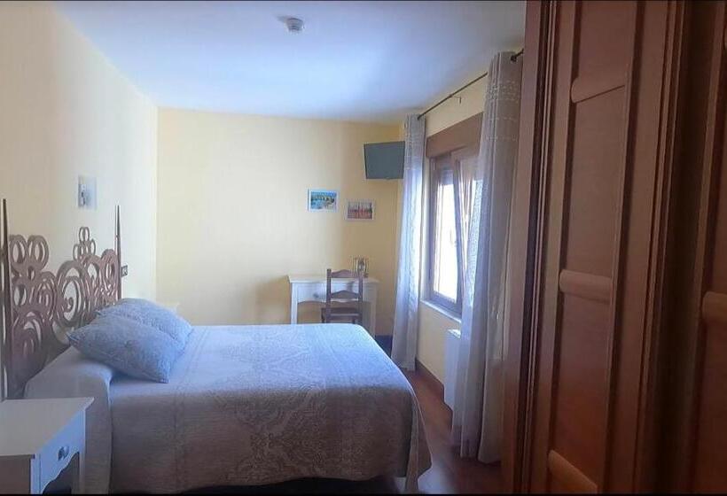 اتاق لوکس, Hostal Plaza Mayor
