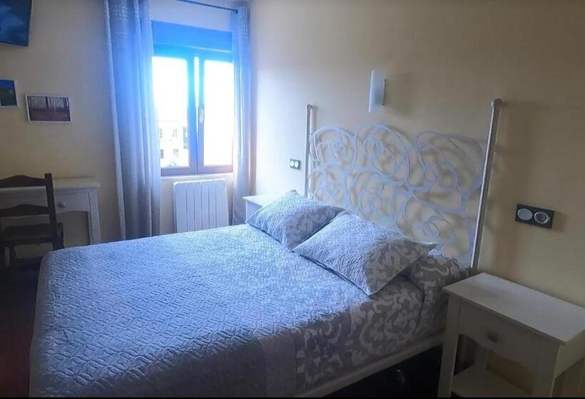 اتاق لوکس, Hostal Plaza Mayor