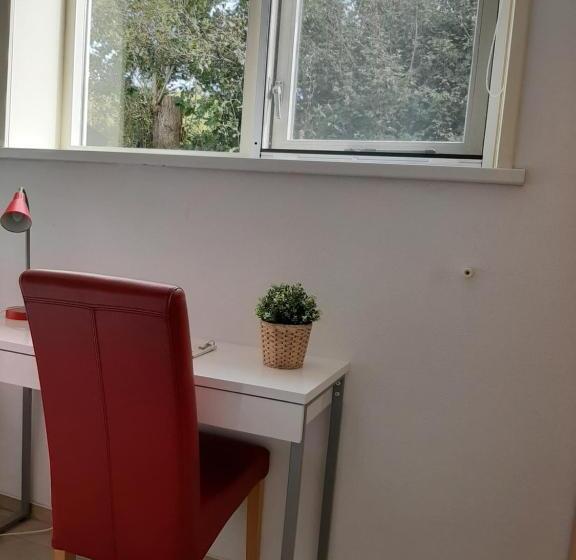 اتاق استاندارد, Pension Van Ewijcksluis