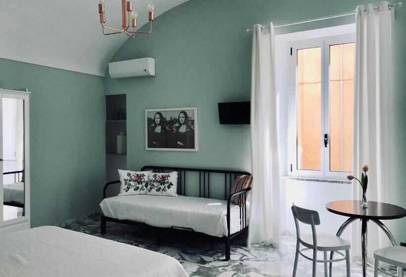 اتاق استاندارد سه نفره, Casa Cristina