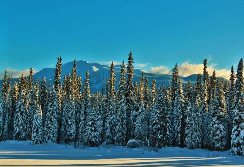 کلبه ییلاقی, Rocky Ridge Resort Bc
