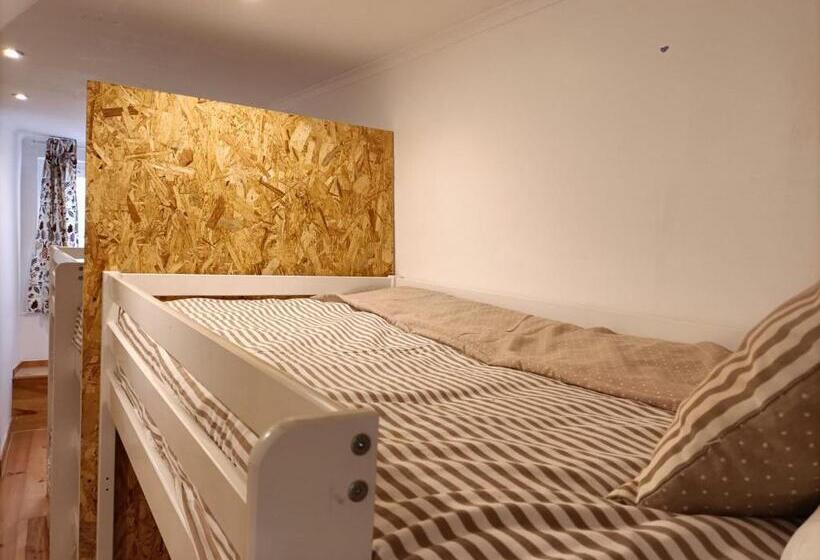 اتاق کلاسیک چهارنفره, Now Bastidor Jovial