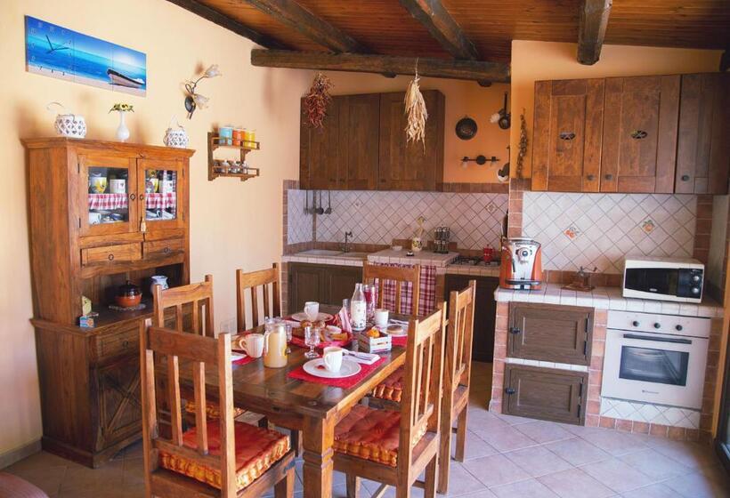 اتاق استاندارد, B&b Il Girasole