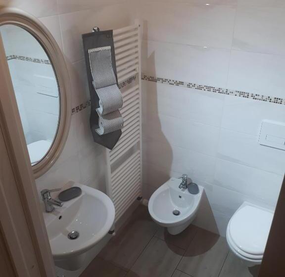 اتاق لوکس چهار تخته, B & B Eliana E Ristorante