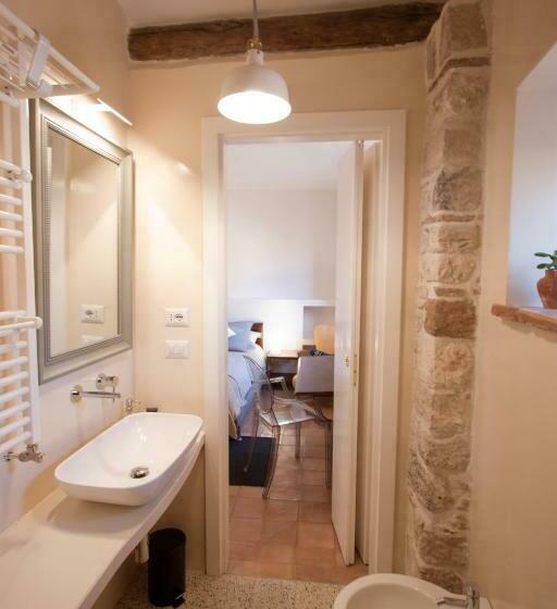 اتاق لوکس, Lelive Bed And Breakfast