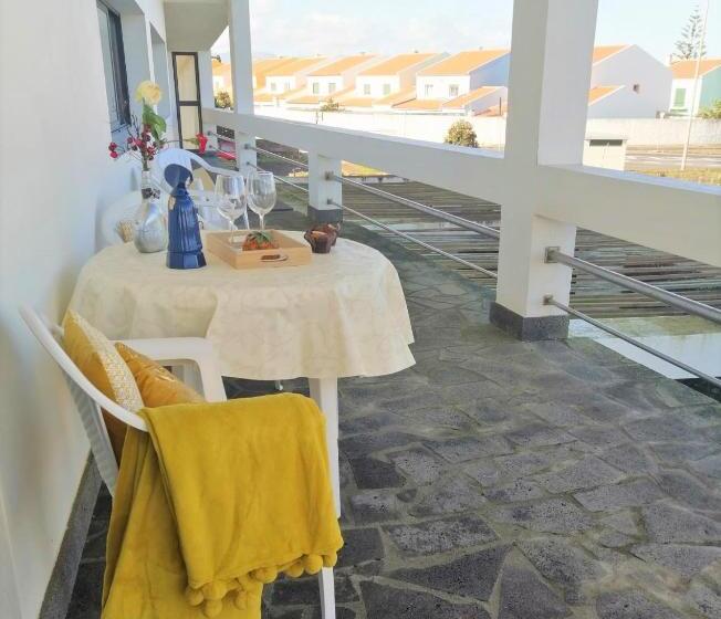 اتاق لوکس با بالکن و چشم‌انداز دریا, Surf & Guest Lorena´s House