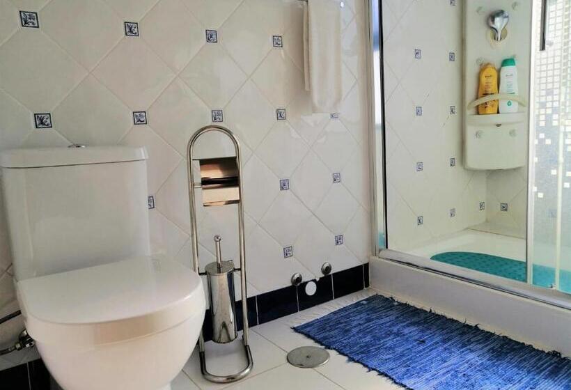 اتاق لوکس با چشم‌انداز دریا, Surf & Guest Lorena´s House
