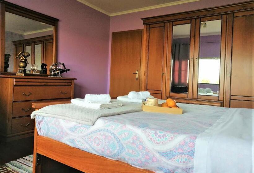 اتاق لوکس با چشم‌انداز دریا, Surf & Guest Lorena´s House
