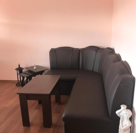 آپارتمان لوکس 1 خوابه, Valevitsata Guesthouse