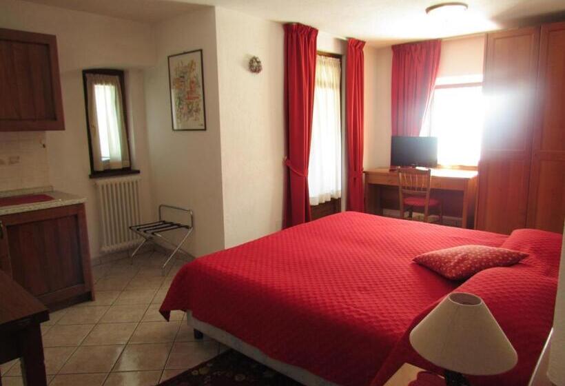 استودیوی استاندارد, Residence Du Chateau