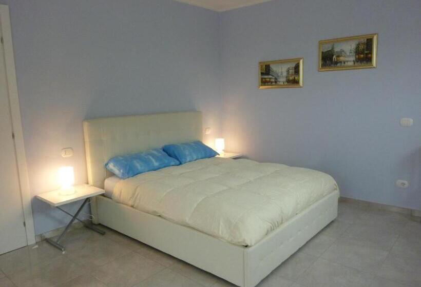 اتاق استاندارد سه نفره, La Casa Dei Nonni