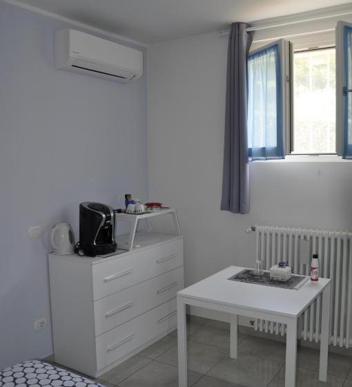 اتاق استاندارد سه نفره, La Casa Dei Nonni