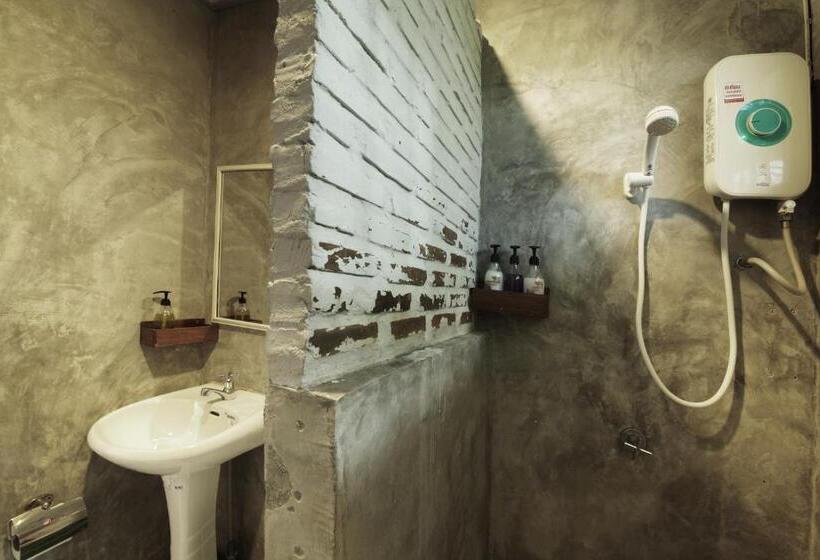 اتاق عادی, Hatthatara Resort