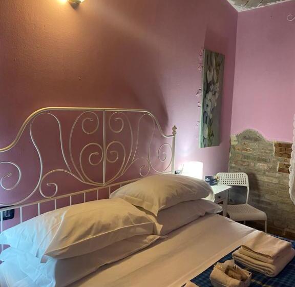 اتاق استاندارد, B&b Happiness In The Country