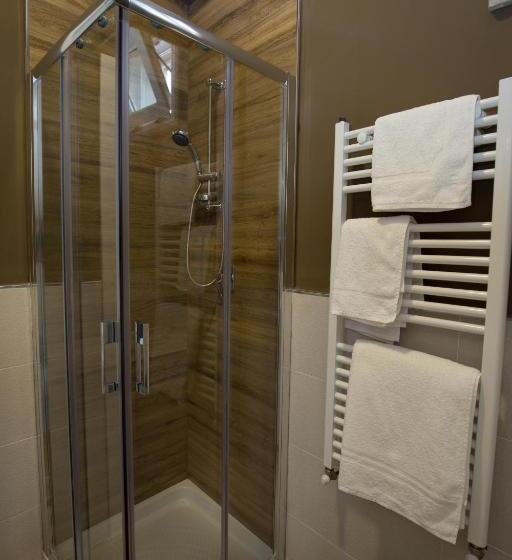 اتاق استاندارد سه تخته با بالکن, B&b Marco Polo 16
