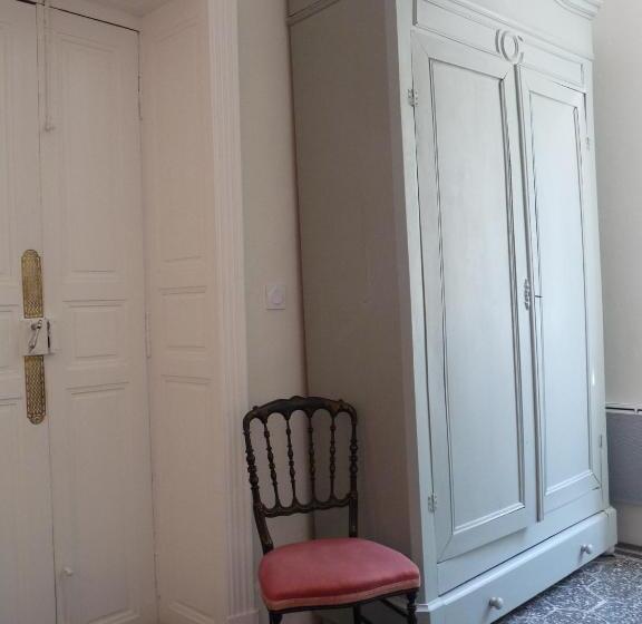 اتاق استاندارد, Chez Lola Maison D Hôtes Corbières