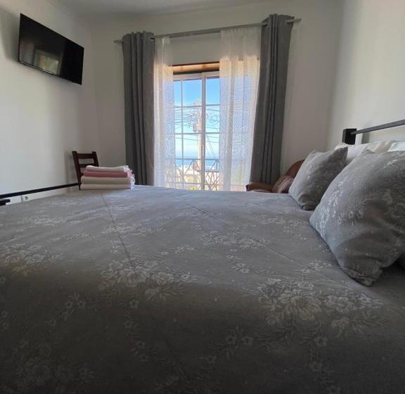 اتاق استاندارد با بالکن و چشم‌انداز دریا, Vina S Place
